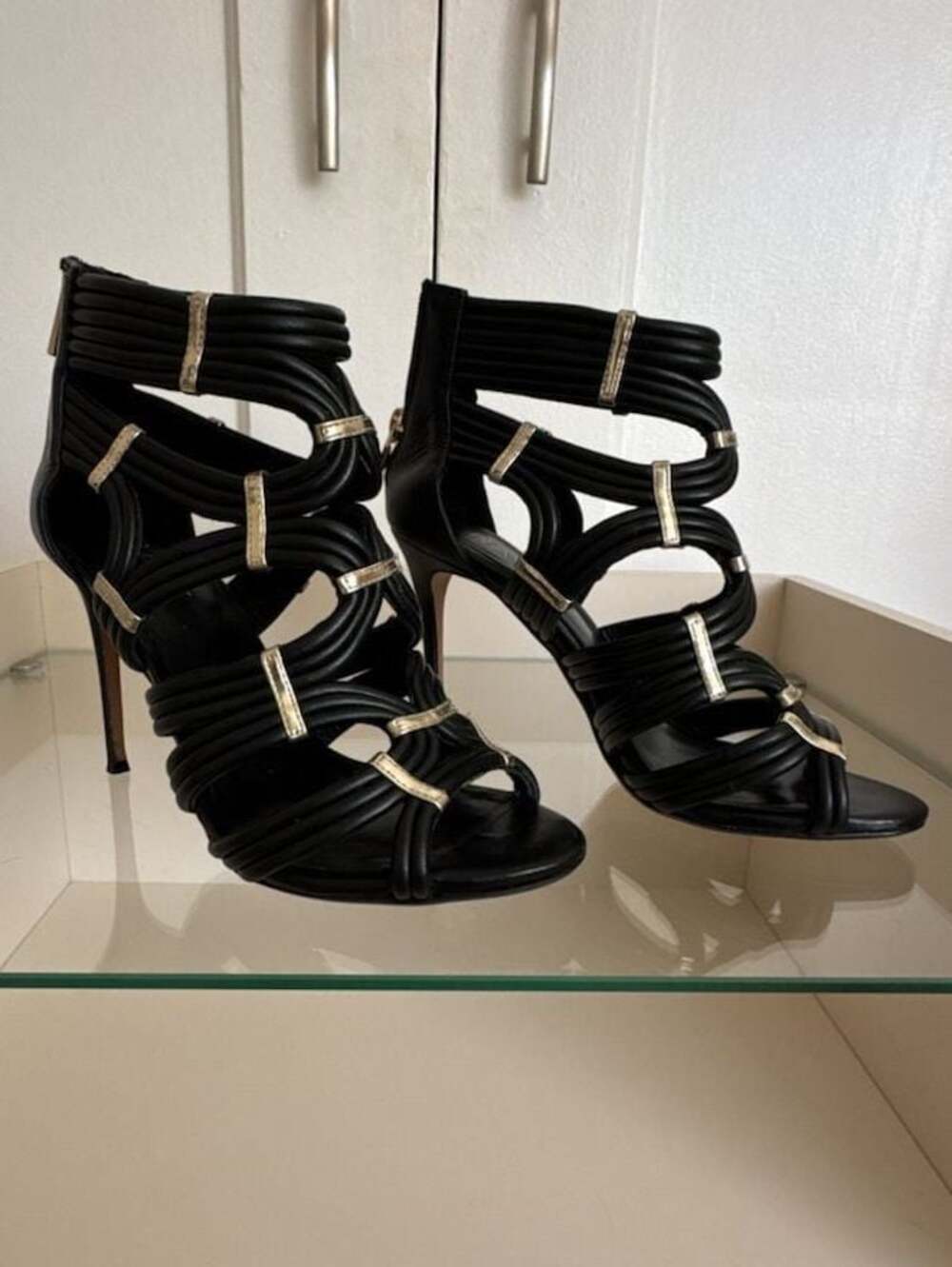 Raye Britt Heel Leather Strappy Sandal Black